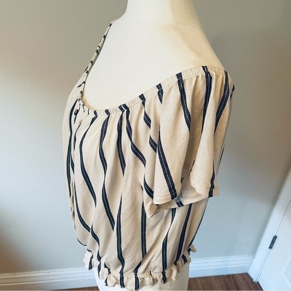VINTAGE On/Off Shoulder Off White Top - Black Strip - Waist Elastic - Size L - Picture 10 of 11